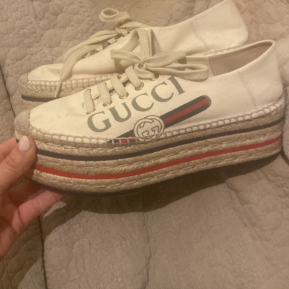 Like NEW Gucci espadrilles ❤️